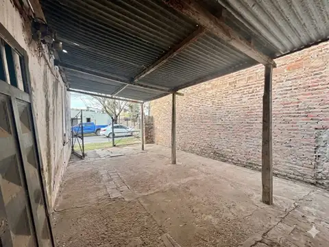 Casa 2 ambientes con 1 baño