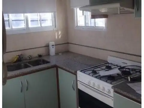 VENTA PH 3 AMB C/COCH IMPECABLE S/SARMIENTO Y GARAY