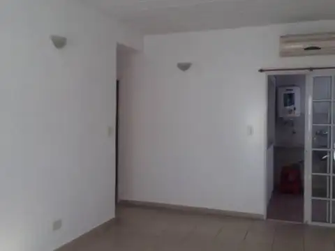 Depto Tipo Casa en Venta en Quilmes, USD 135.000