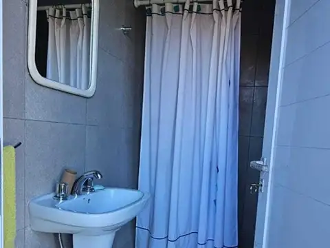 Casa en Venta con 5 cocheras