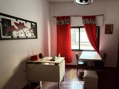 Oficina en Alquiler en Centro, $ 360.000