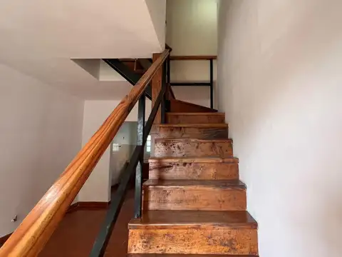 Depto Tipo Casa en Alquiler 25 años