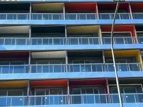 Emprendimiento con Amenities - Torre - Luminoso Departamento con Balcón