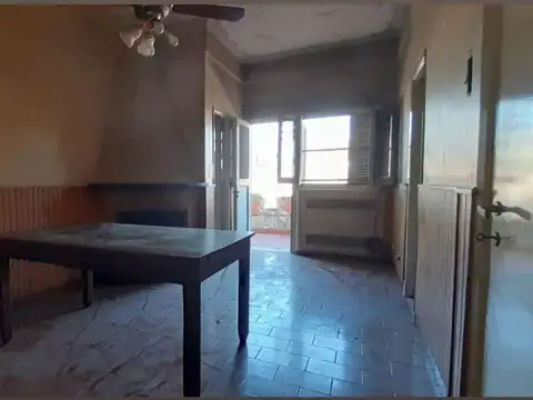 Depto Tipo Casa en Venta de 6 ambientes