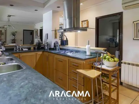Casa en Venta en Los Rosales - Canning