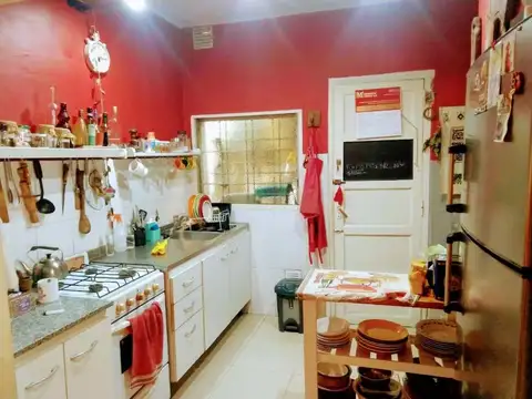 Casa Chalet 4 Ambientes con Pileta en Venta - Castelar Sur