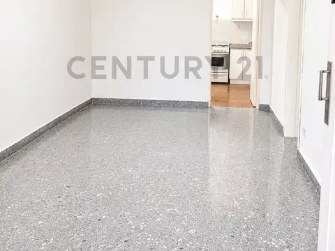VENTA DEPARTAMENTO EN SAAVEDRA CON ENTRADA INDEPENDIENTE -PATIO- APTO CREDITO