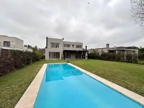 Casa en Venta de 4 dormitorios