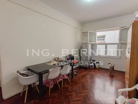 Giribone 600, Piso 1