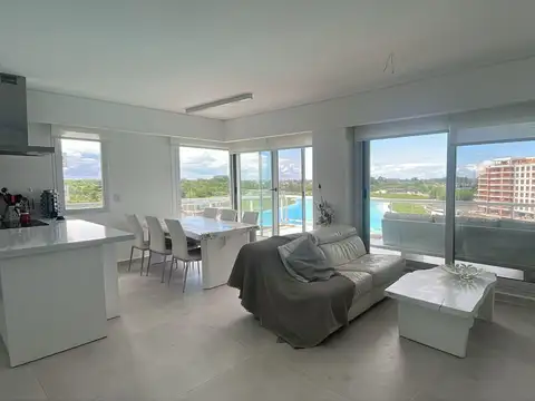 Remeros Beach 3 Ambientes c/ 2 cocheras   baulera