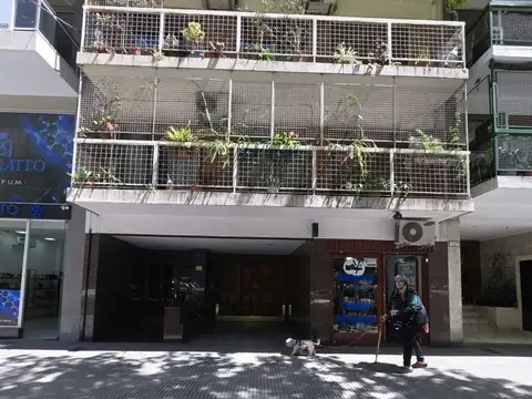 Avenida Regimiento De Patricios 100, Piso 1