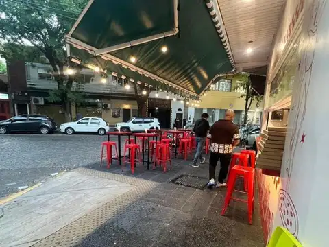 ESQUINA SIN EXPENSAS CON SOTANO EXCELENTE RENTA 7%