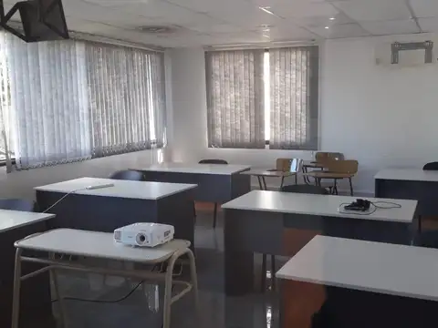 Galpon en Venta 160  mts Frente