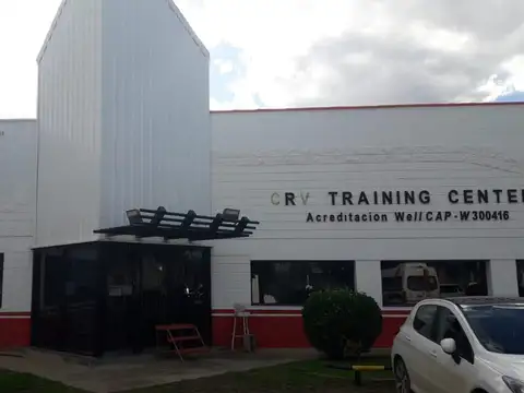 Excelente Nave Industrial, Base de Operaciones, Oficinas, Baños, Seguridad, Servicios