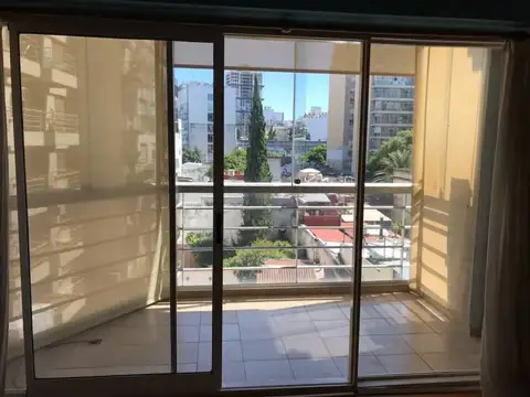 3 ambientes con cochera en Caballito. EN VENTA!