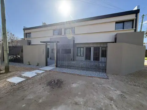 DEPTO | 2 AMBIENTES | DÚPLEX | COCHERA | AIRE ACONDICIONADO | CHAMPAGNAT