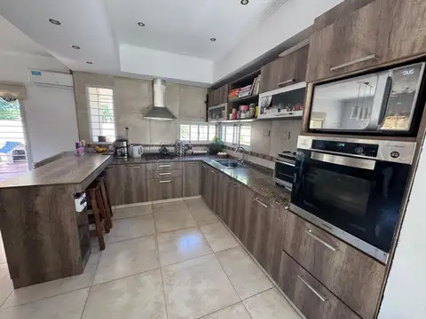VENTA CASA QUINTA EN RINCON 3 DOR COCHERA Y PILETA