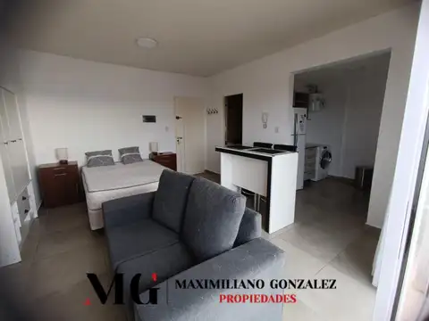 Departamento en Alquiler en Piñeyro, $ 550.000