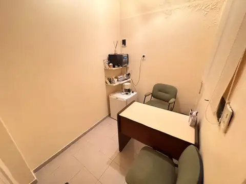 Oficina en Alquiler 50 años