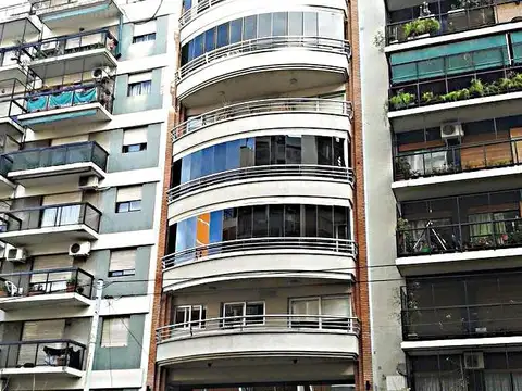 Av. Juan B. Alberdi 200 (Doblas - Viel)