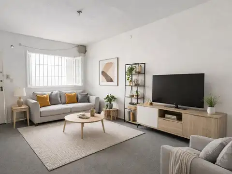 Venta: Casa de dos dormitorios NO AFECTADA A PH, desarrollada en PB, con patio y terraza construible