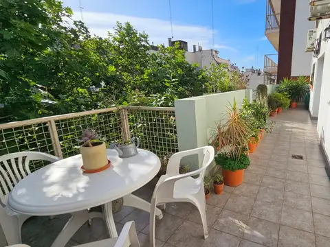 Departamento en Alquiler en Flores, $ 850.000