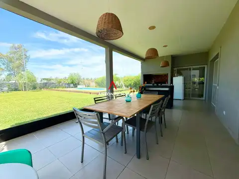 CASA EN ALQUILER EN SANTA ELENA - PILAR DEL ESTE