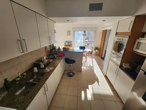 Departamento 4 ambientes con 2 ba&#xF1;os