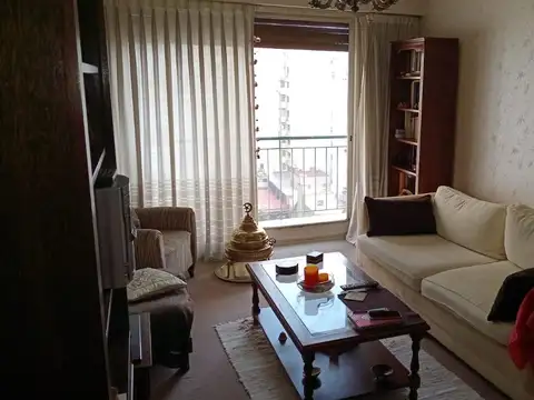 ESCALADA 120 , Piso 8