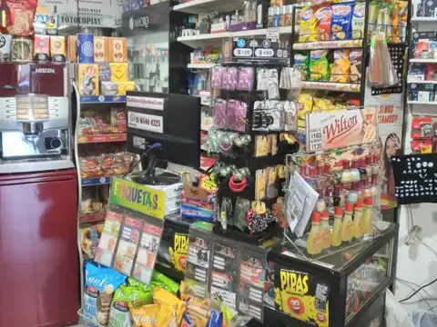 VENTA FONDO DE COMERCIO MAXIKIOSCO Y LIBRERIA - TRIBUNALES