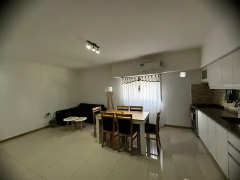 Depto Tipo Casa 2 ambientes con 1 baño