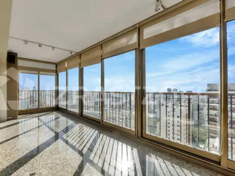 Departamento en Barrancas de Belgrano, 6 ambientes con terraza y dos cocheras