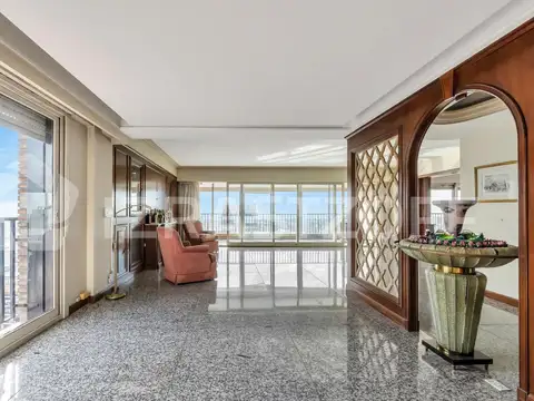 Departamento en Venta de 6 ambientes