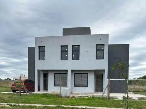 Casa en Venta en Unquillo, Colón