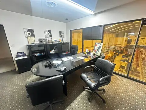 VENTA GALPÓN INDUSTRIAL OFICINAS DEPÓSITO LANÚS LANÚS OESTE