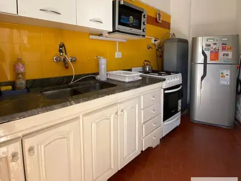 Depto Tipo Casa 2 ambientes con 1 baño