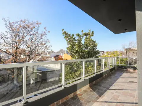 Depto Tipo Casa en Venta en Versalles, USD 189.000
