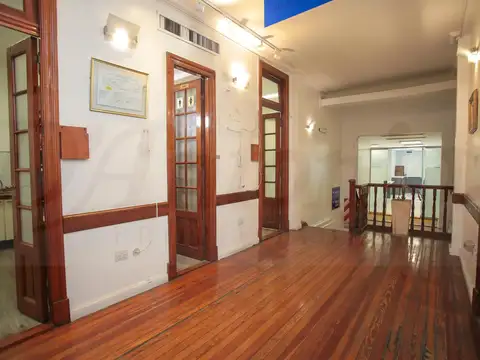 Local en Venta 98 años