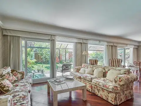 Plaza 1600