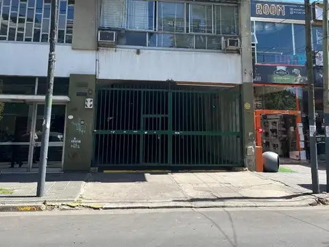 Adrogue centro cochera en venta en Adrocar OPORTUNIDAD