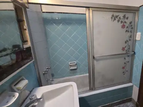 Depto Tipo Casa en Alquiler en Lanús, $ 620.000