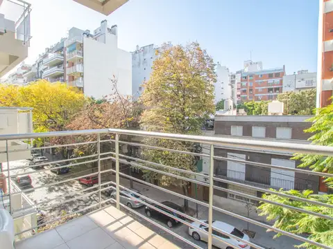 Luminoso, buen edificio casi nuevo, amplio, semipiso