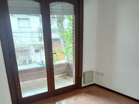 Depto Tipo Casa en Alquiler al Este