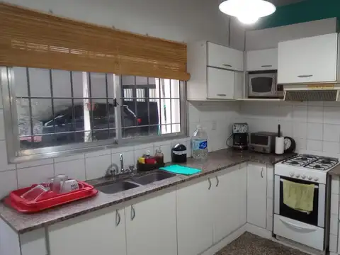 Depto Tipo Casa en Alquiler en Castelar Sur, $ 1.000.000