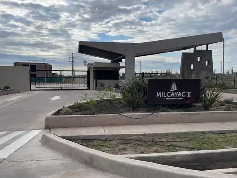 REMAX VENDE INMEJORABLE LOTE EN BARRIO MILCAYAC 2