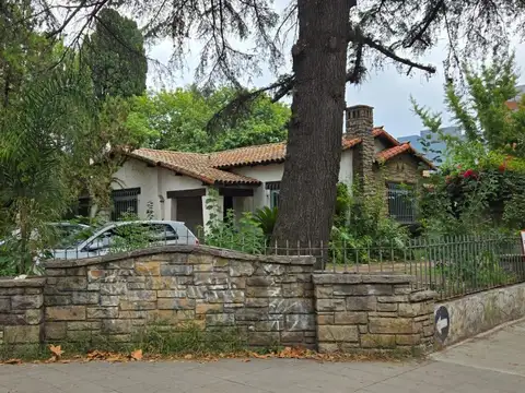 Se vende espectacular terreno en una esquina en  San Miguel !!!