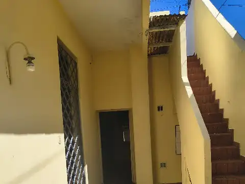 Depto Tipo Casa en Venta en Parque Avellaneda, USD 110.000