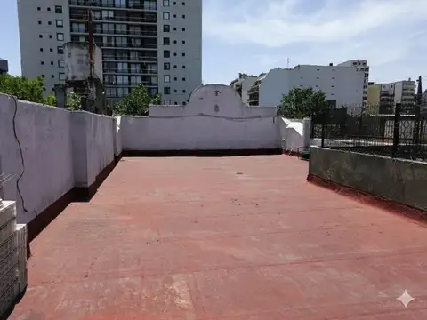 Depto Tipo Casa en Venta de 6 ambientes