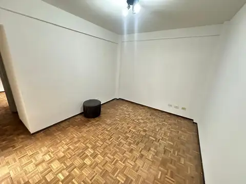 Dpto 2 amb recién pintado en Belgrano