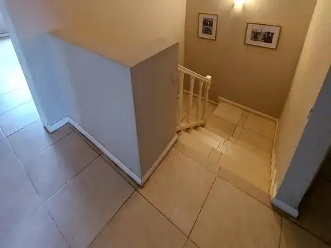 Casa 7 ambientes con 3 baños